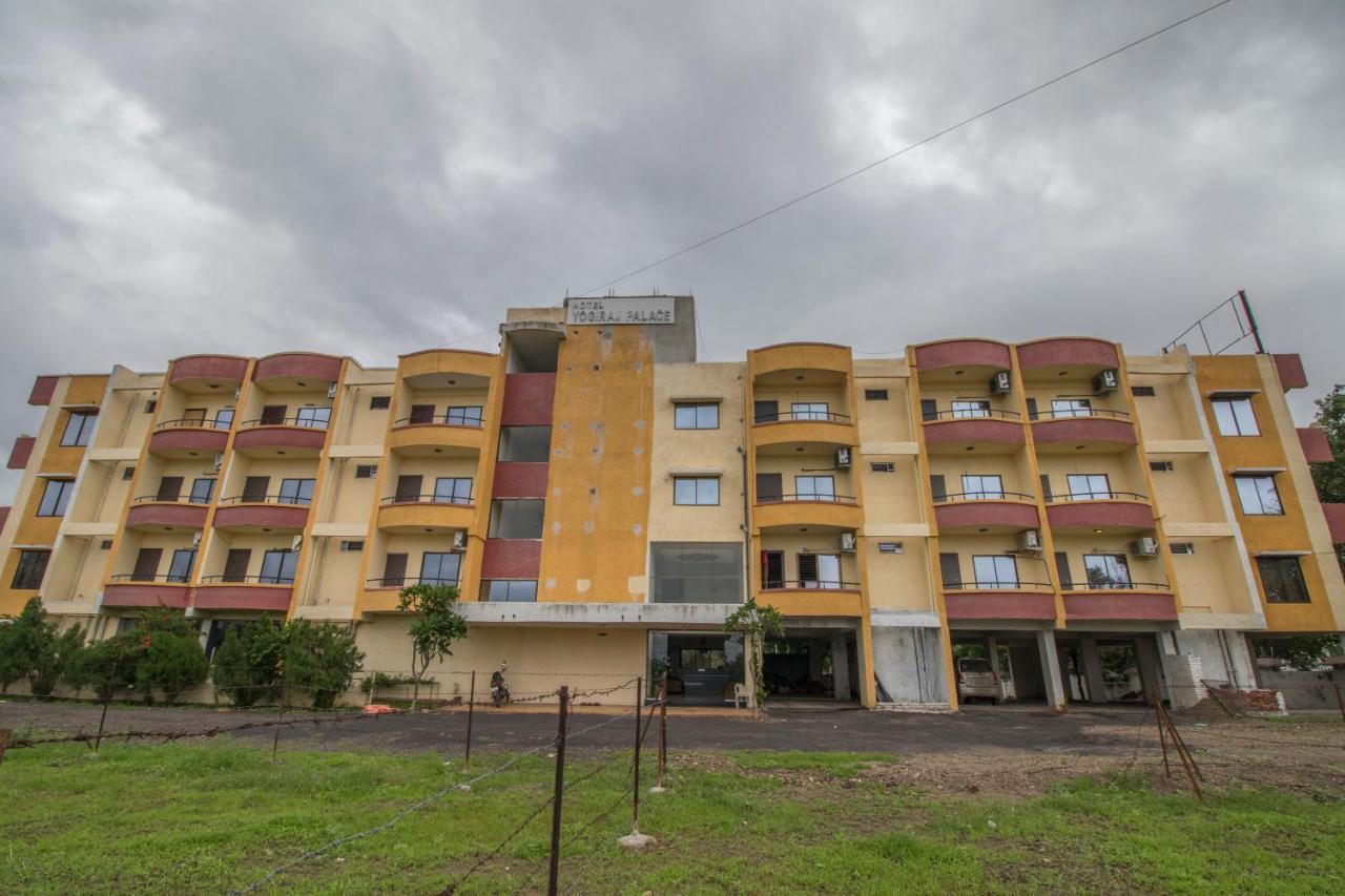 Hotel Yogiraj Palace Shegaon Zewnętrze zdjęcie