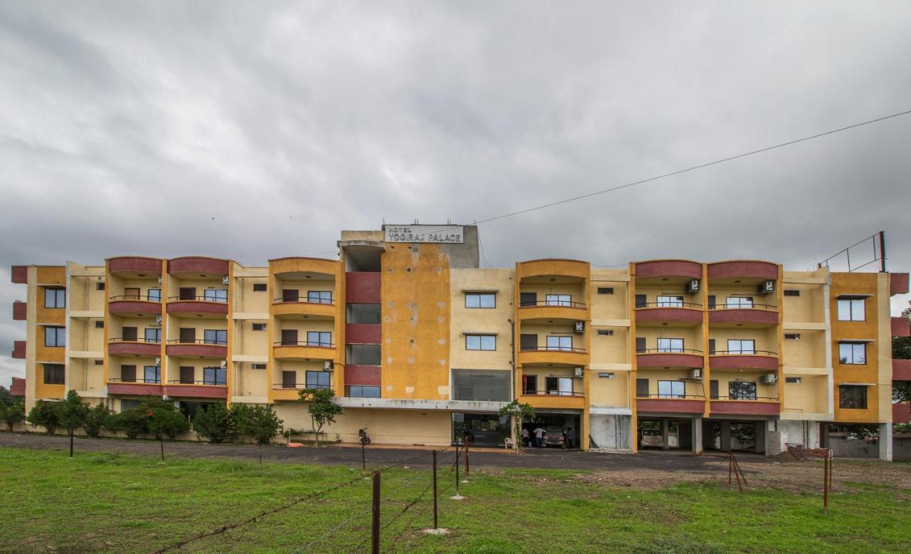 Hotel Yogiraj Palace Shegaon Zewnętrze zdjęcie