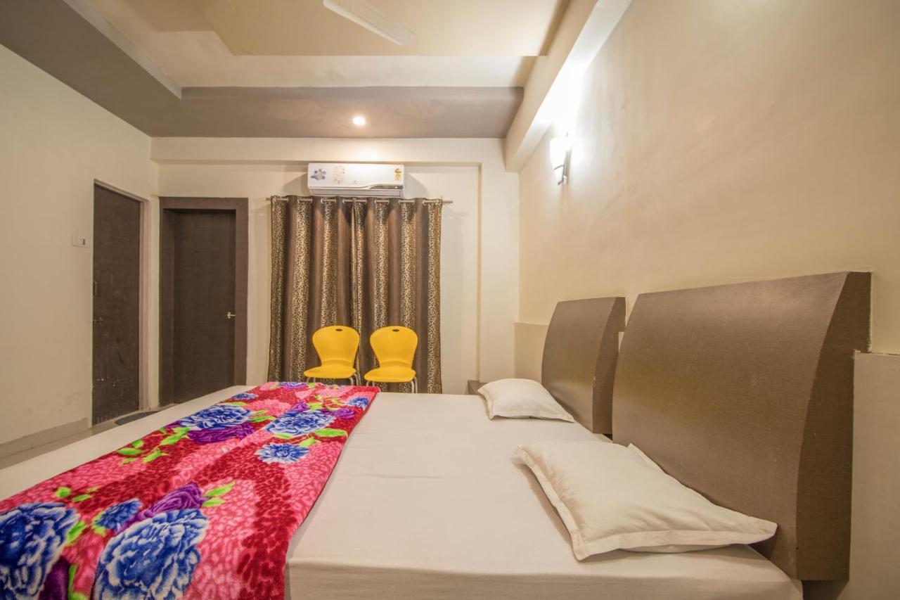 Hotel Yogiraj Palace Shegaon Zewnętrze zdjęcie