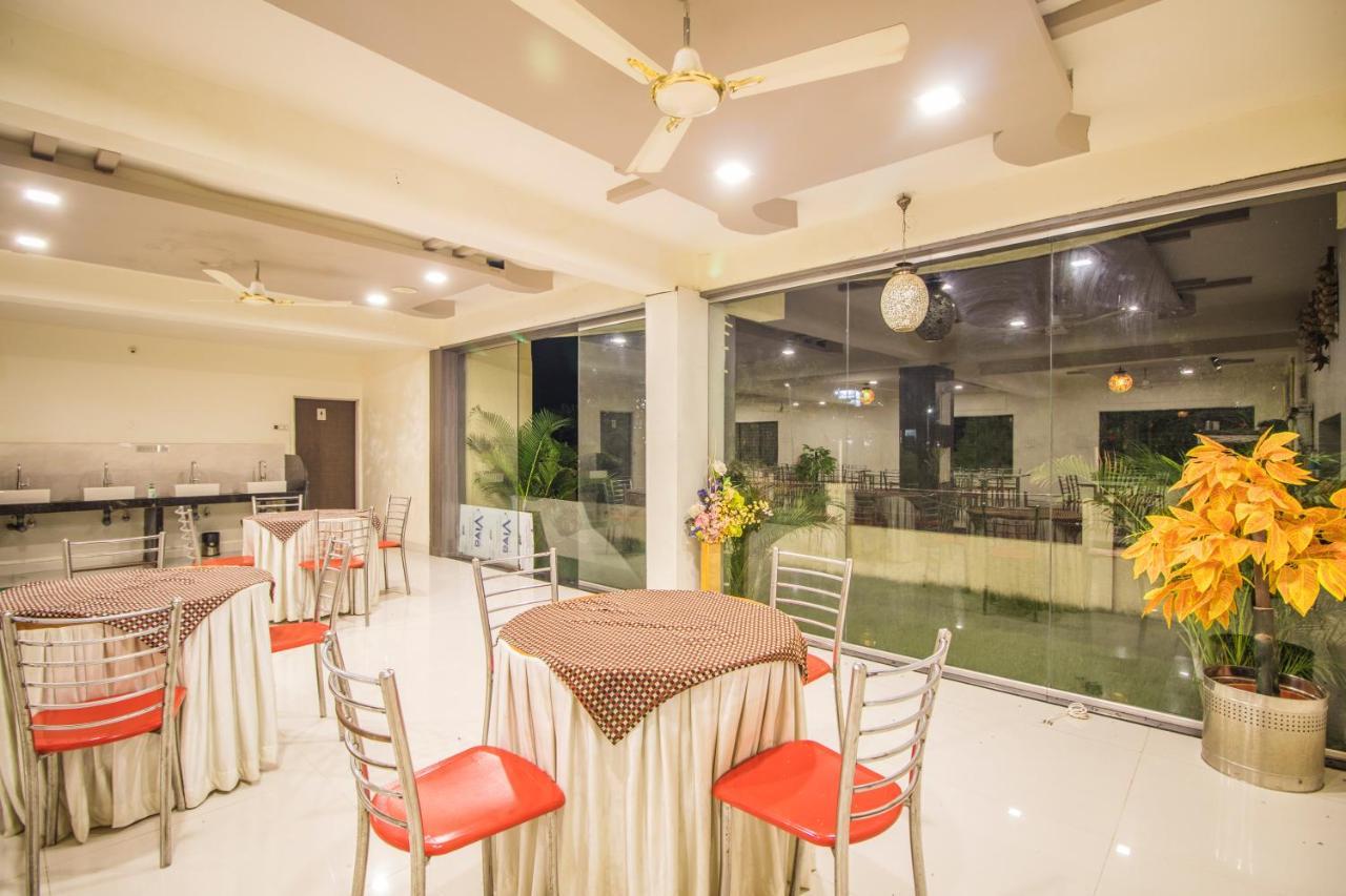 Hotel Yogiraj Palace Shegaon Zewnętrze zdjęcie