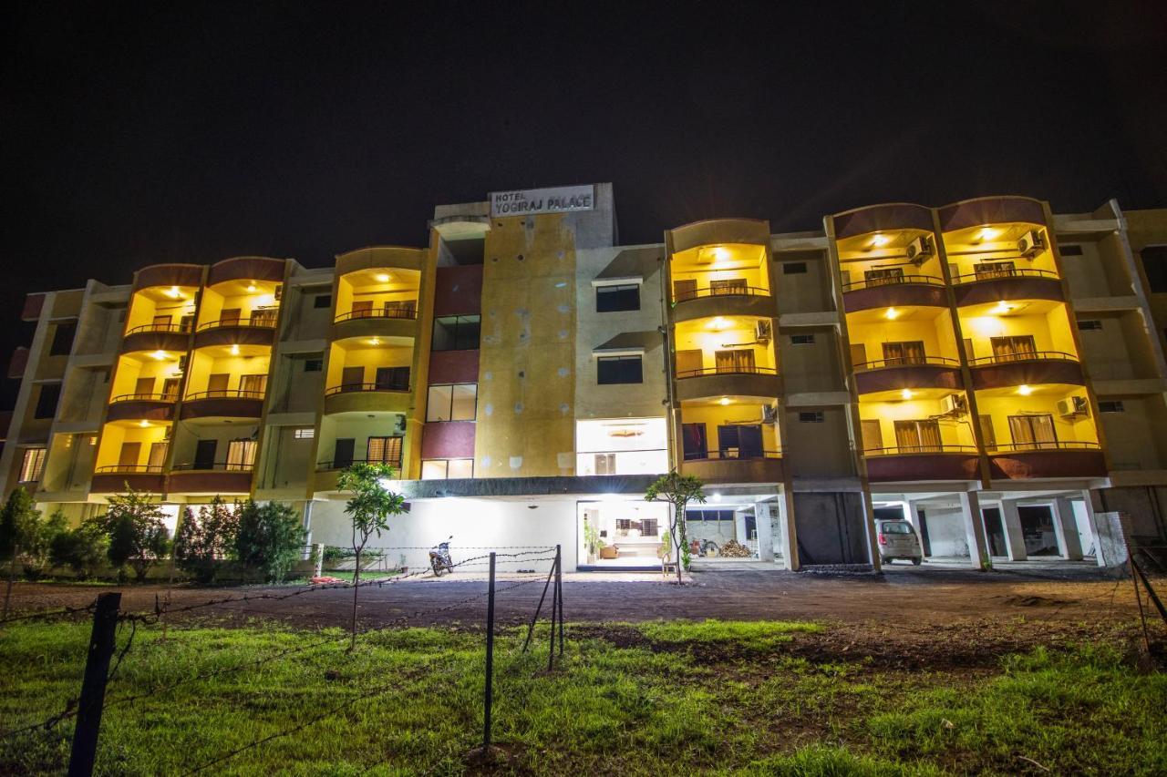 Hotel Yogiraj Palace Shegaon Zewnętrze zdjęcie